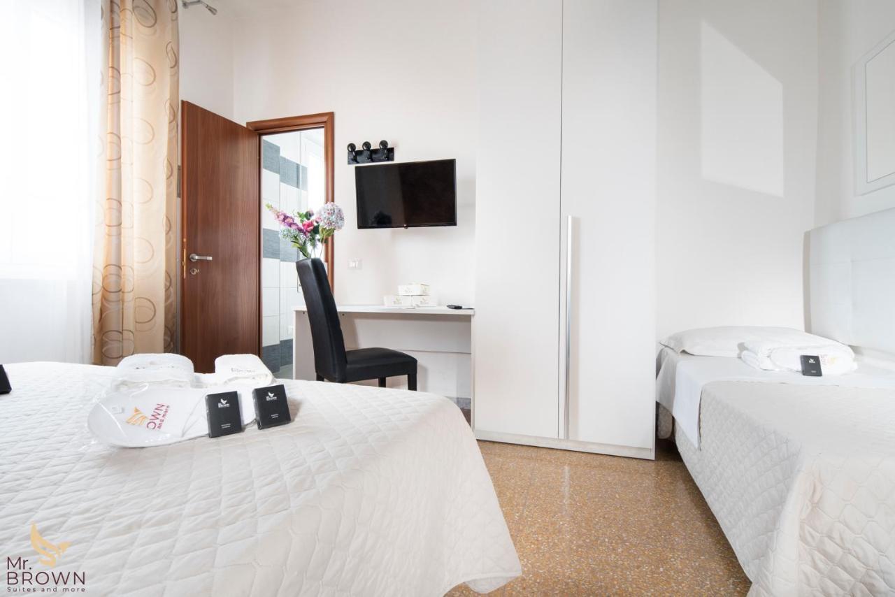 Hotel Mr. Brown - San Paolo Roma Esterno foto
