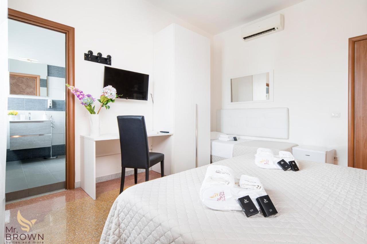 Hotel Mr. Brown - San Paolo Roma Esterno foto