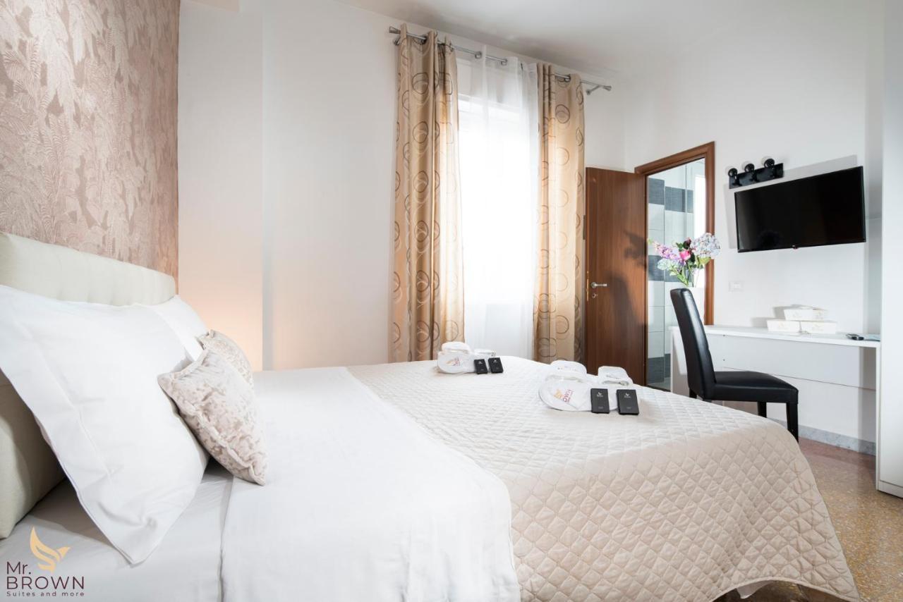 Hotel Mr. Brown - San Paolo Roma Esterno foto